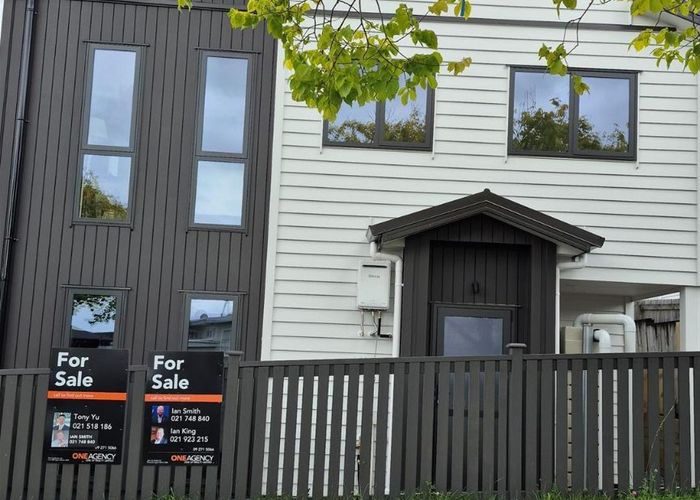  at 7 Woolfield Road, Papatoetoe, Manukau City, Auckland