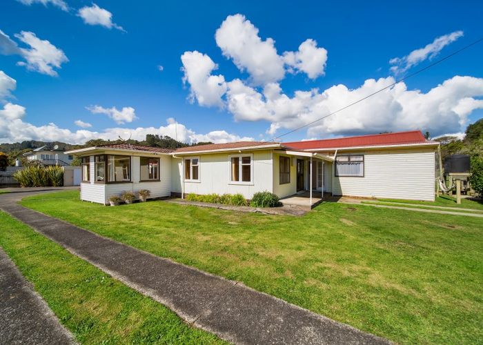  at 17 Tongaporutu Road, Tongaporutu