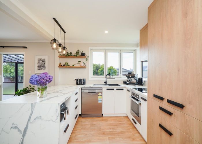  at 8 Nevis Crescent, Grasmere, Invercargill, Southland