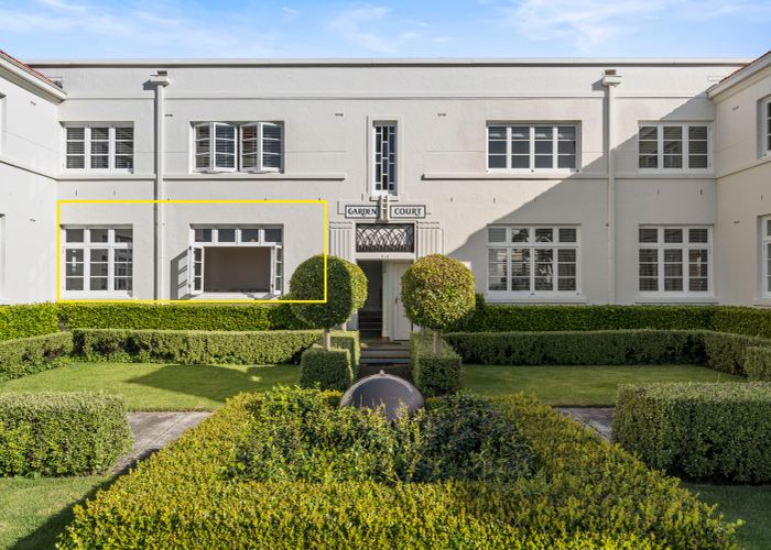  at 105 Tamaki Drive, Mission Bay, Auckland