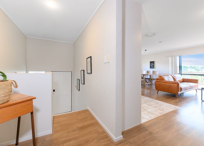  at 1A Erica Road, Sunnynook, Auckland