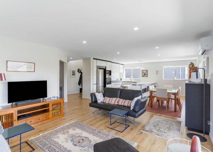  at 513A West Coast Road, Glen Eden, Waitakere City, Auckland