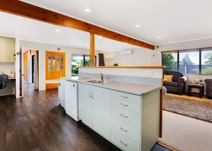  at 1 Clive Howe Road, Patumahoe, Pukekohe