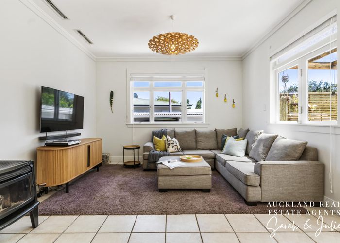  at 26 Brewster Avenue, Morningside, Auckland