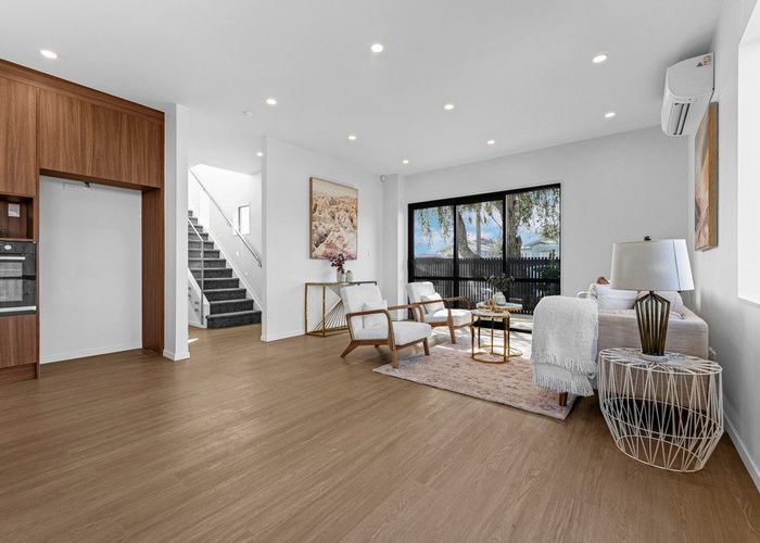  at 1/34 Tennessee Avenue, Mangere East, Manukau City, Auckland