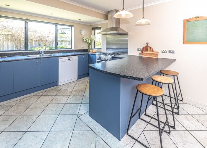  at 13 Perrett Drive, Otamatea, Whanganui