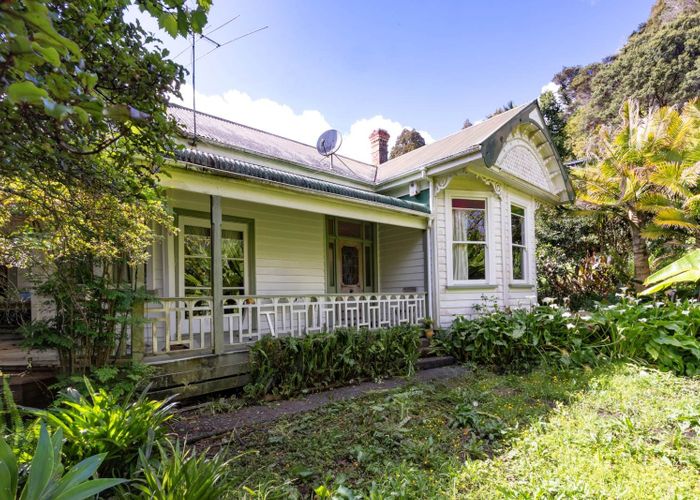  at 1192 Huia Road, Huia, Waitakere City, Auckland