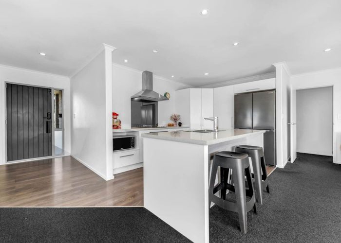  at 20 Weatherly Drive, Beachlands, Manukau City, Auckland