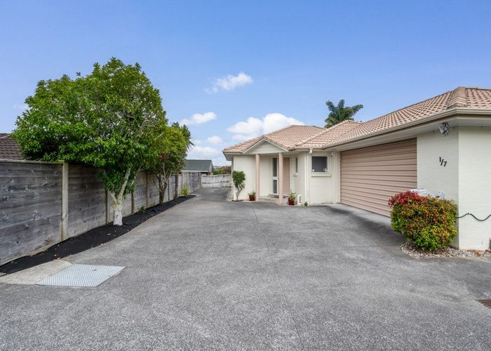  at 1/7 West Fairway, Golflands, Auckland