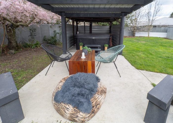  at 12 Chalmers Avenue, Hampstead, Ashburton