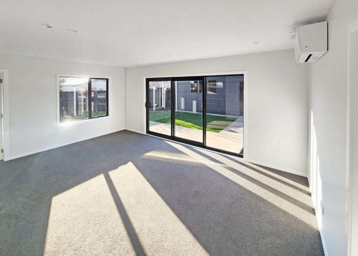  at 8 Cousins Avenue East, Foxton Beach, Foxton