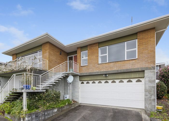  at 5 Fairfax Terrace, Frankleigh Park, New Plymouth