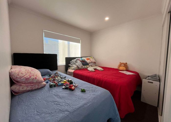  at 1 Pangu Way, Mangere, Manukau City, Auckland