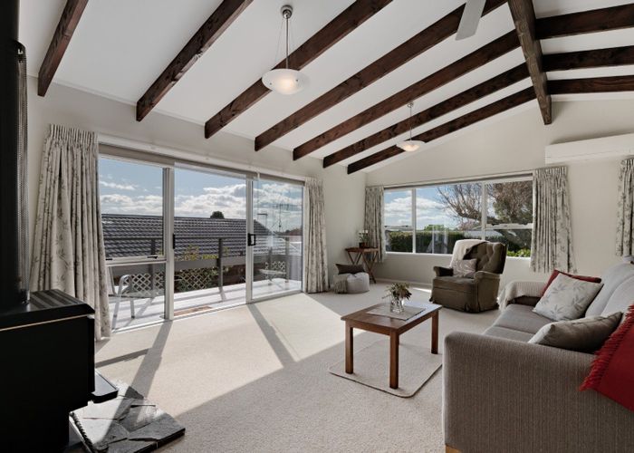  at 33 Cumberland Crescent, Welcome Bay, Tauranga, Bay Of Plenty