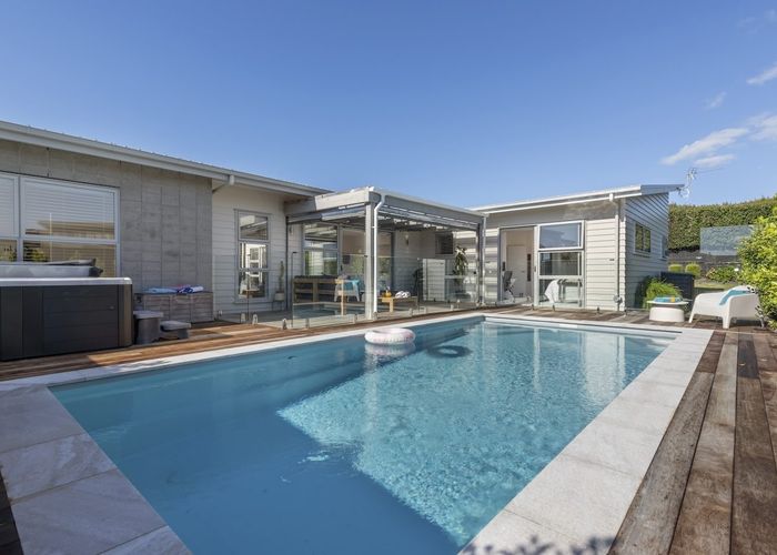  at 27 Kahawairahi Drive, Beachlands, Auckland