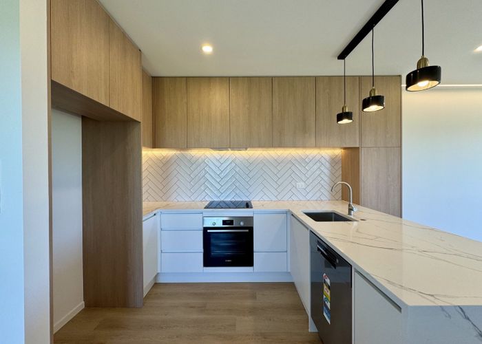  at 202e Henwood Road, Westgate, Waitakere City, Auckland