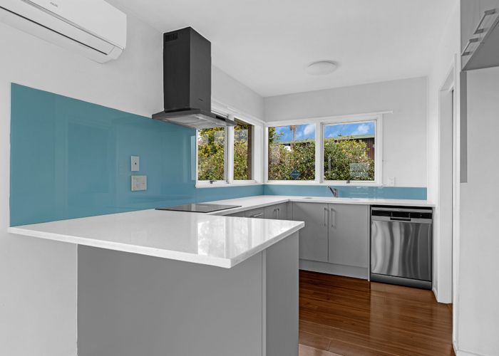  at 1/26 Marcel Place, Glenfield, North Shore City, Auckland