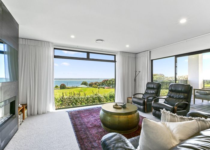  at 9 Bayly Road, Moturoa, New Plymouth, Taranaki