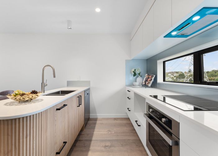  at 3/34 Lincoln Park Avenue, Massey, Auckland