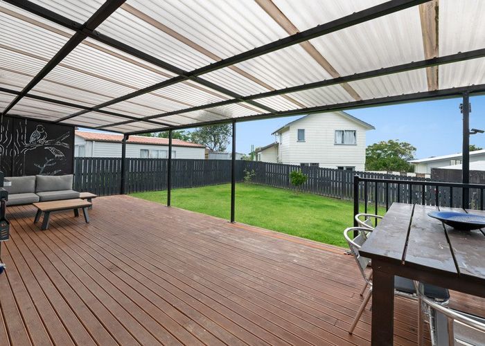 at 1 Devonshire Road, Unsworth Heights, Auckland
