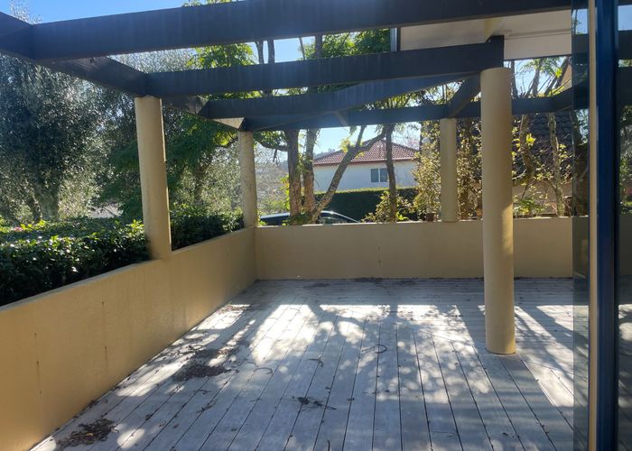  at 17 Landing Drive, Albany, Auckland