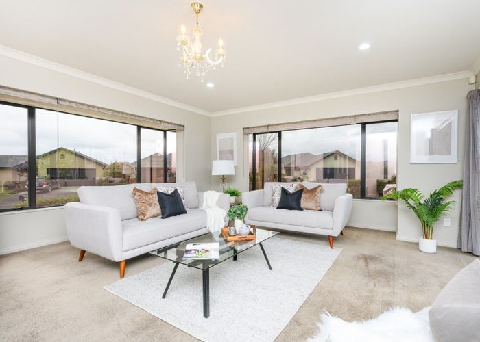 at 6 Ron Place, Fitzherbert, Palmerston North, Manawatu / Whanganui