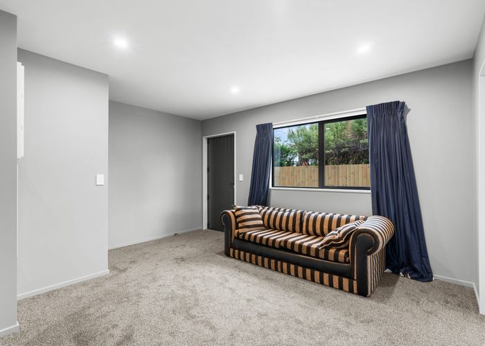  at 4/10 Newnham Terrace, Upper Riccarton, Christchurch City, Canterbury