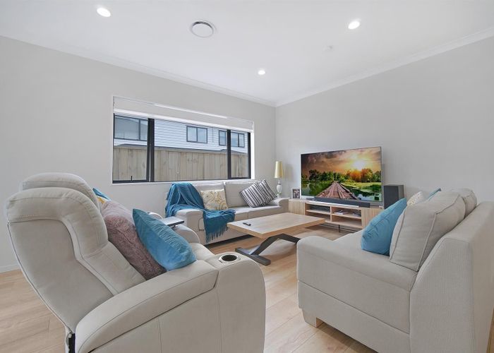  at 47 Drumbuoy Drive, Flat Bush, Auckland