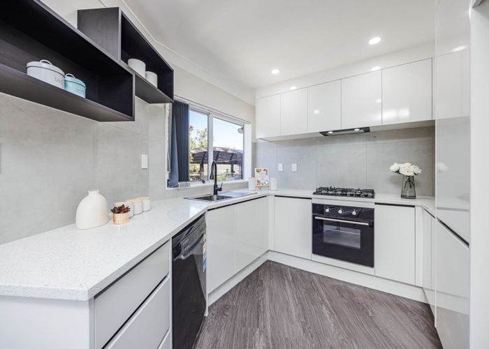  at 15 Advocate Place, Randwick Park, Manukau City, Auckland