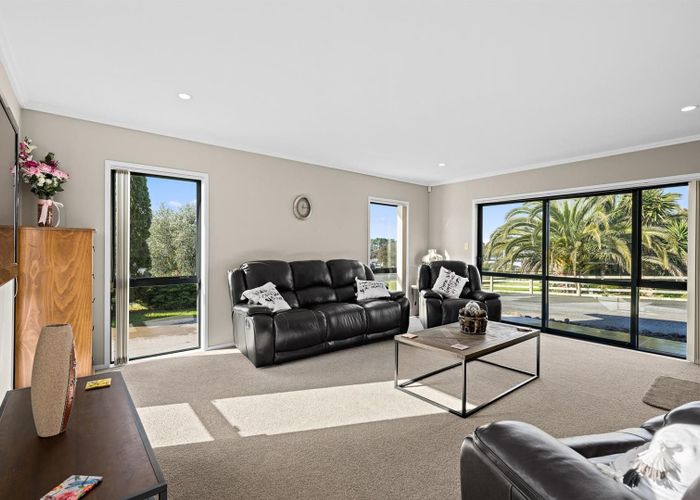  at 5 Omana Avenue, Helensville