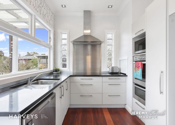  at 1/10 Woodglen Road, Glen Eden, Auckland