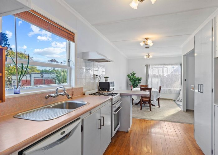  at 39 Winchester Street, Levin, Levin