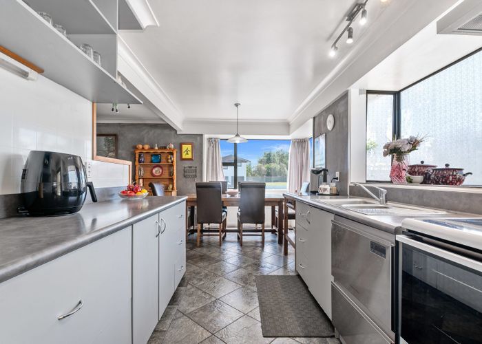  at 34 Browning Crescent, Owhata, Rotorua
