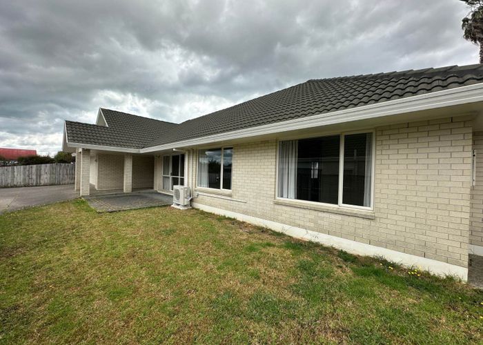  at 19 Glassonby Road, Northpark, Auckland