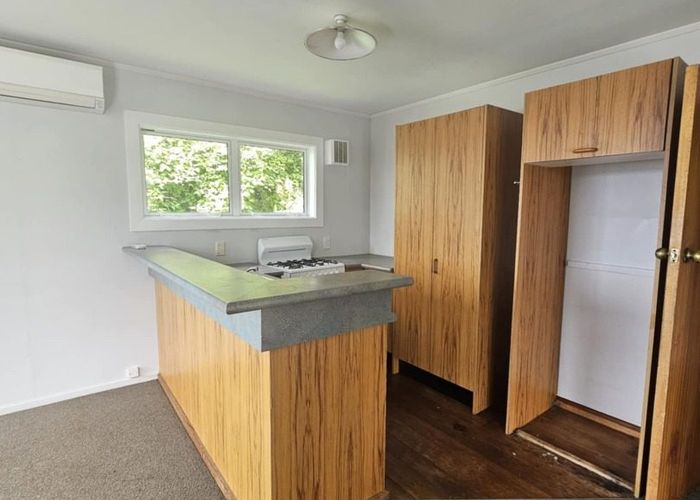  at 43 Palliser Road, Roseneath, Wellington, Wellington