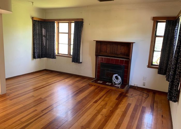  at 33 Coates Street, Tawa, Wellington, Wellington