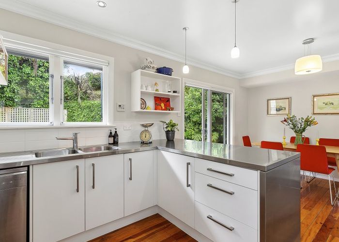  at 23 West Road, Northland, Wellington
