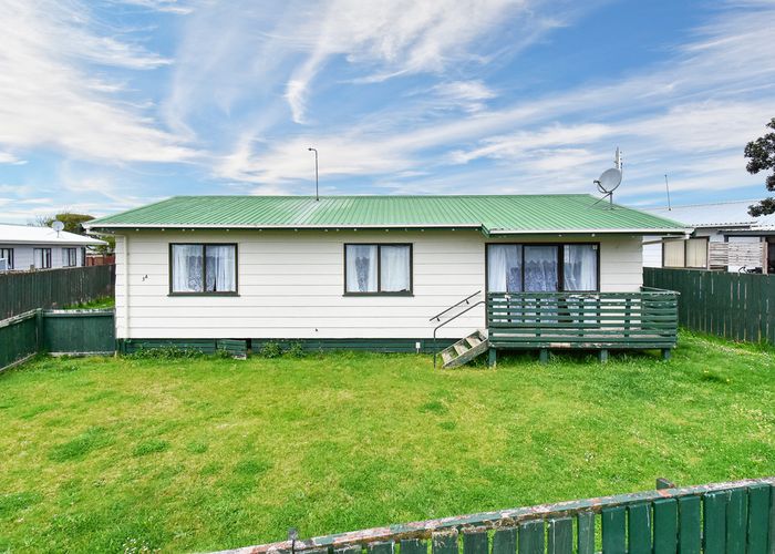  at 1/3 Volta Place, Clendon Park, Auckland