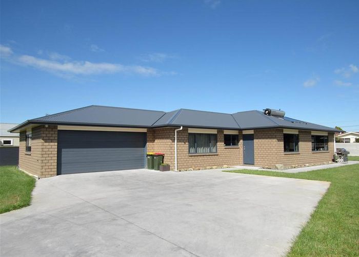  at 379 Waihi Road, Normanby, Hawera