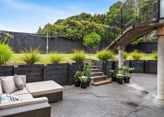 at 7 Maryland Street, Point Chevalier, Auckland