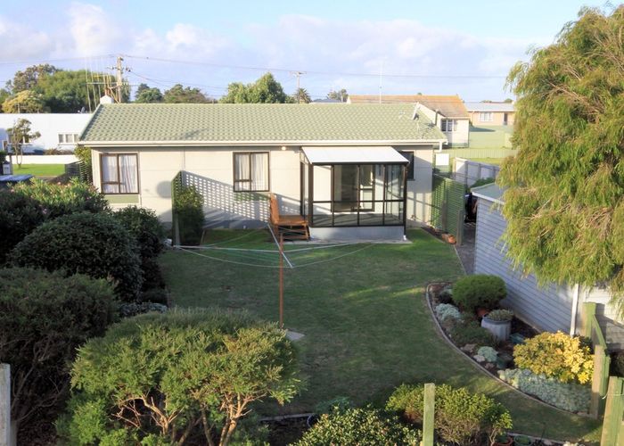  at 37 Hood Street, Castlecliff, Whanganui