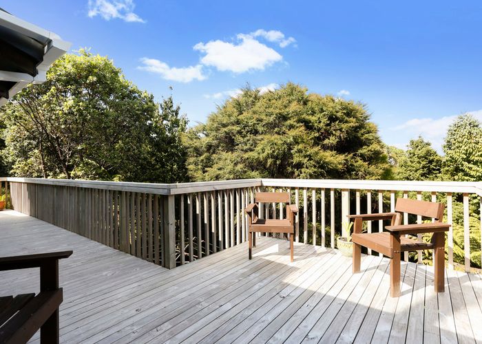  at 33 Tinopai Road, Titirangi, Auckland