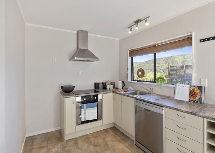  at 30 Castle Crescent, Stokes Valley, Lower Hutt