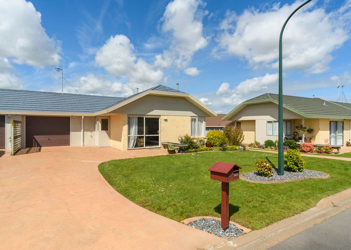 Free property data for 3 Royal Fern, Kelvin Grove, Palmerston North homes.co.nz