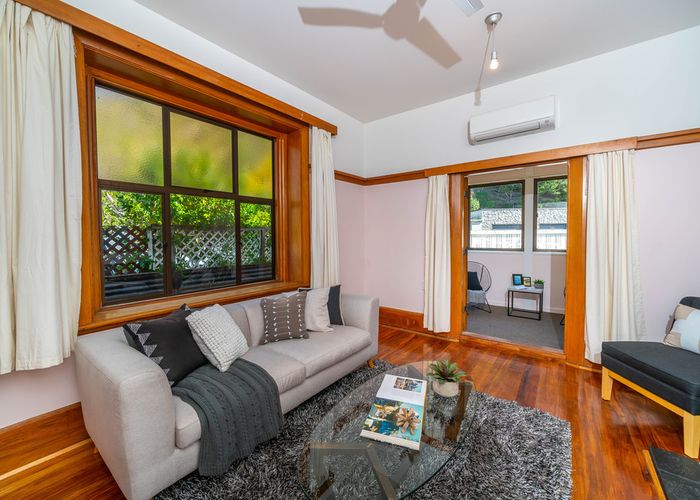  at 9 Nayland Street, Clifton, Christchurch
