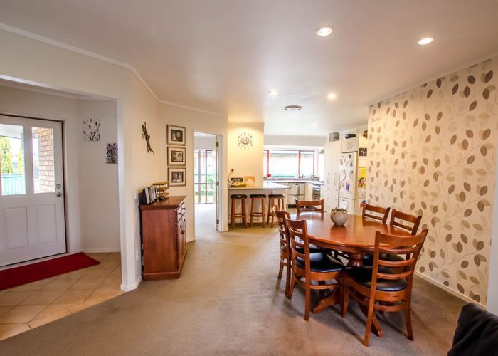  at 17 Sunburst Court, Paraparaumu Beach, Paraparaumu