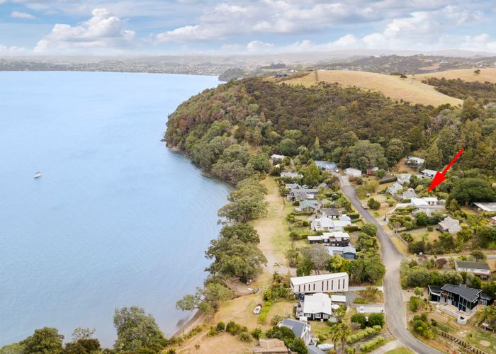  at 6 Buckleton Road, Tāwharanui Peninsula, Matakana