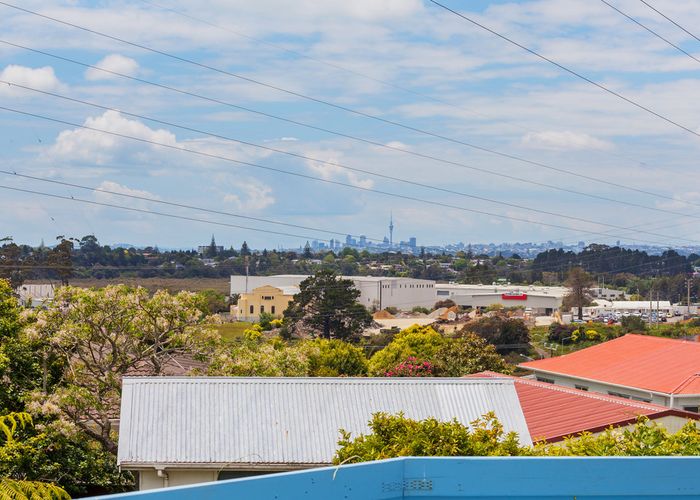  at 20 Waimumu Road, Massey, Auckland