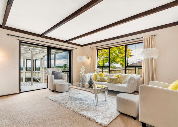  at 1/9 Majesty Place, Half Moon Bay, Auckland