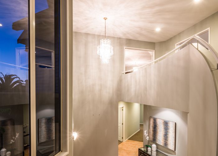  at 19 Del Mar Court, Shamrock Park, Auckland
